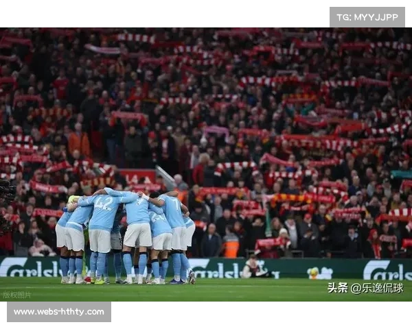 曼城新援格伊化身后防基石,安菲尔德漫天嘘声成动力,对阵利物浦贡献关键防守